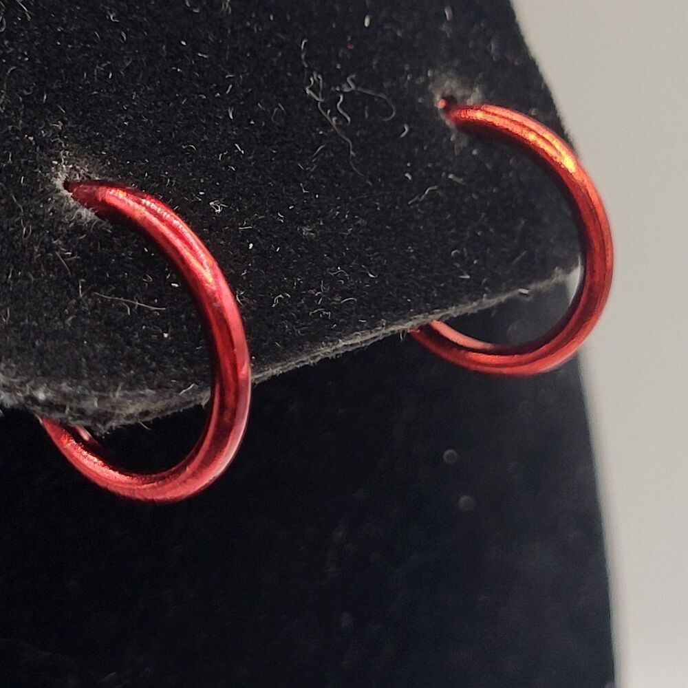 Red Holiday Hoop Earrings 0.75in